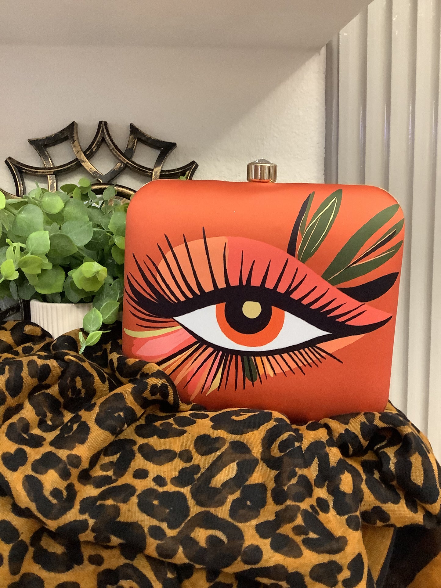 The All-Eyes-On-You Clutch/Handbag