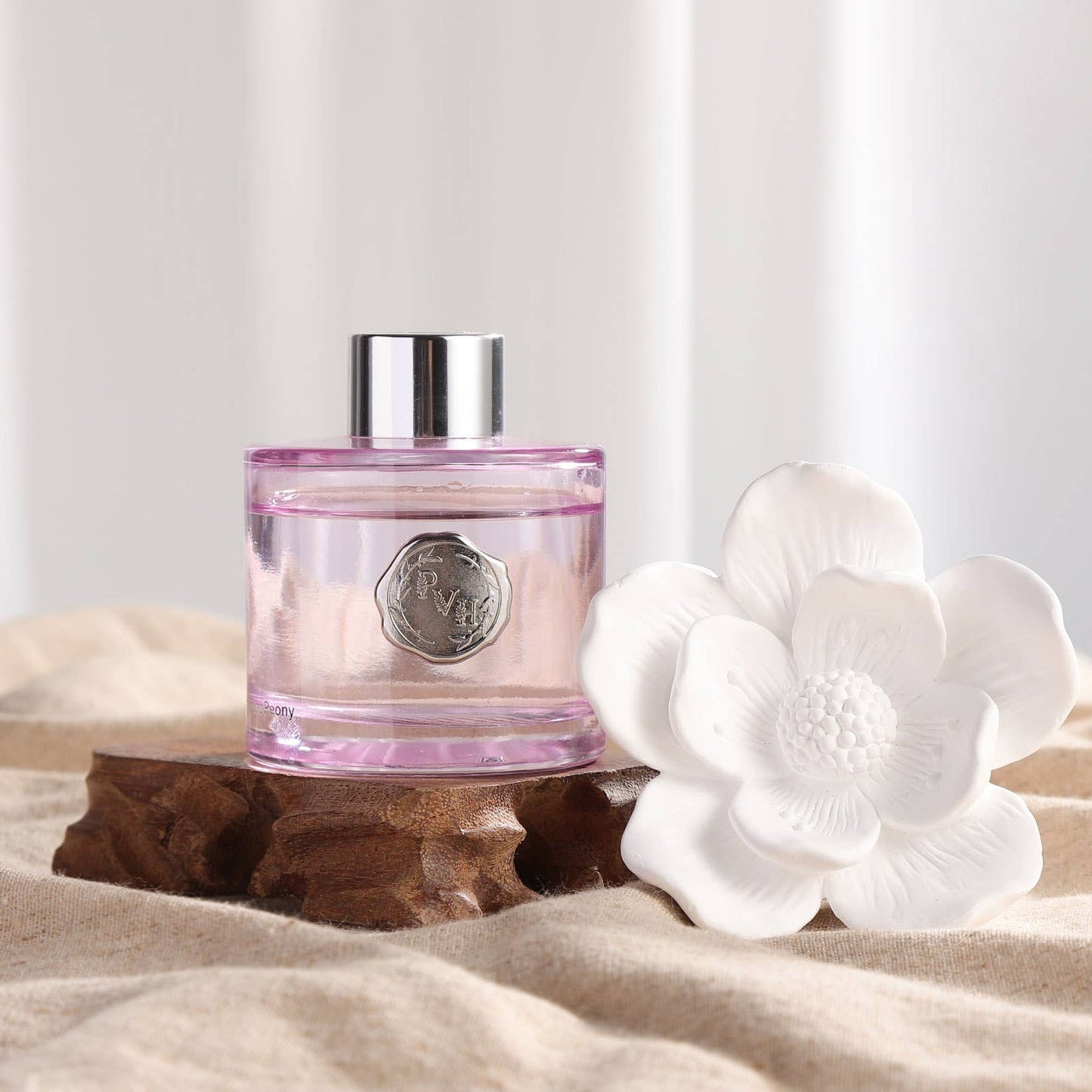 Magnolia Flower, Diffuser Gift Set - Velvet Petunia