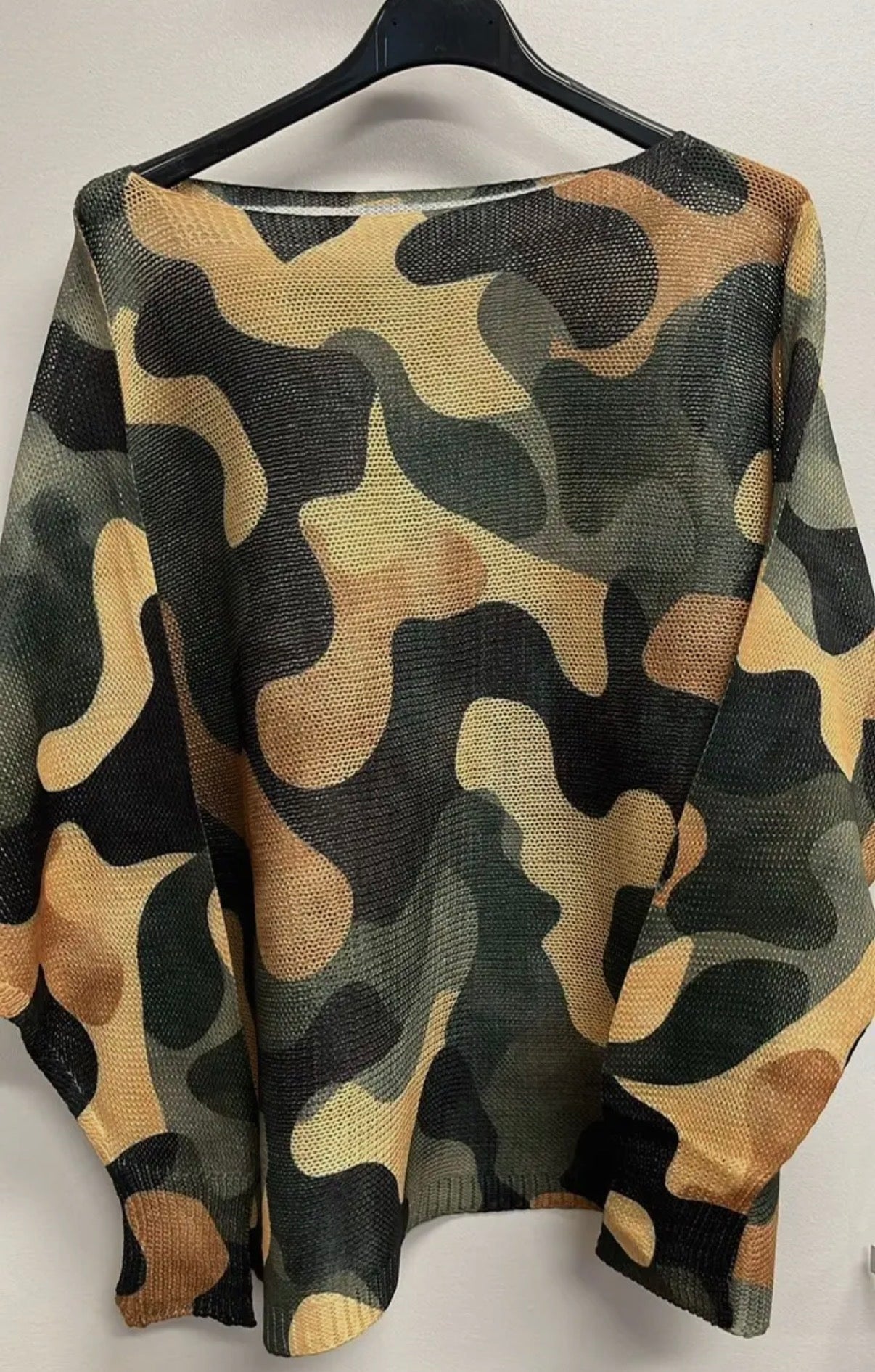 Italian Sweaters, Round Neck and Knit Printed