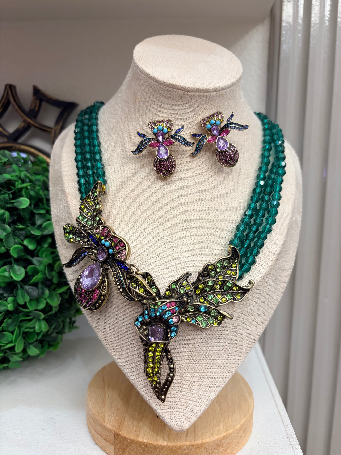 Orchid Design FLORAL Statement Necklace (16” long + 2” extender)