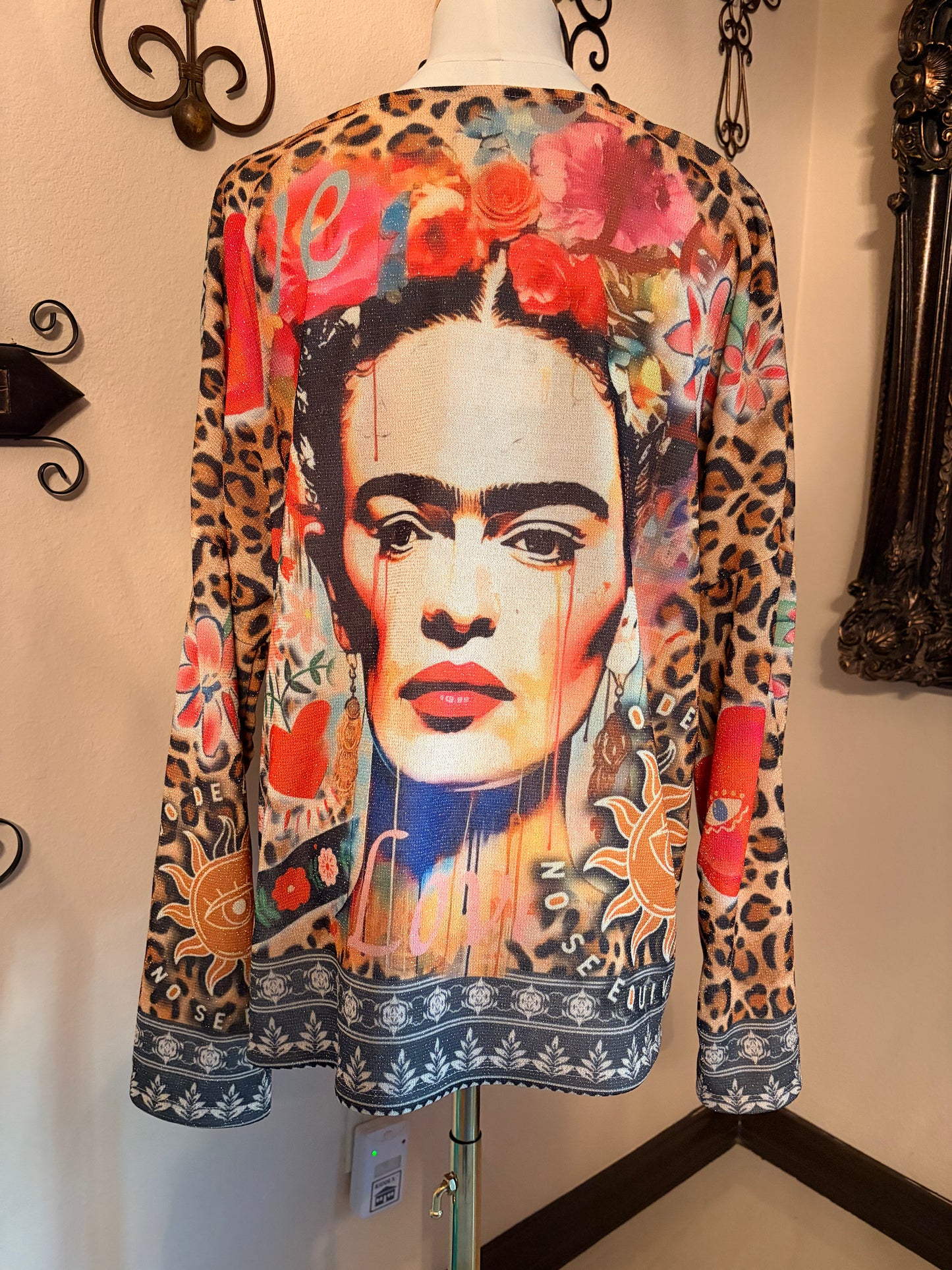 Frida meets Cheetah Light Italian Sweater