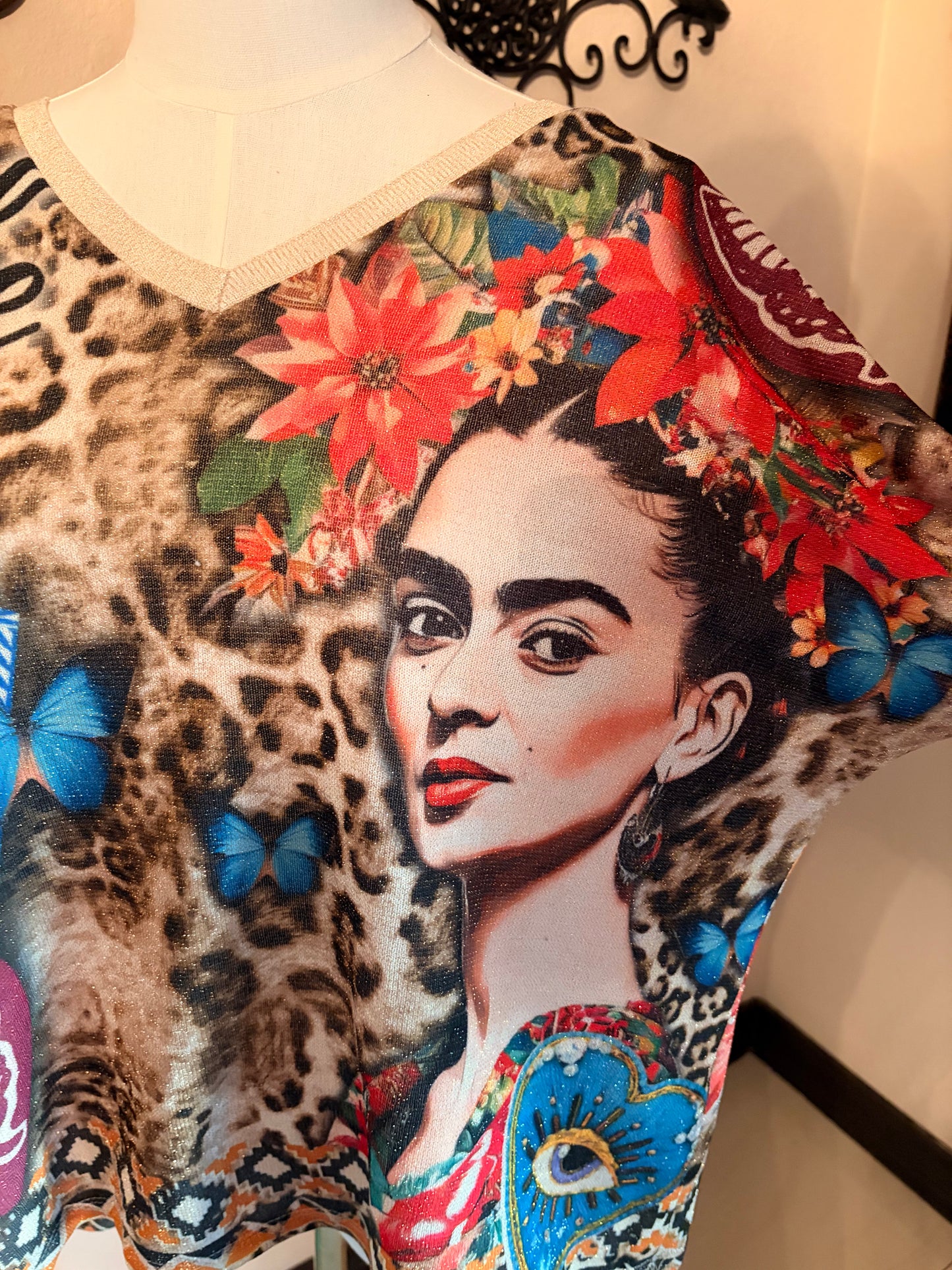 Frida loves Butterflies Light Italian Sweater