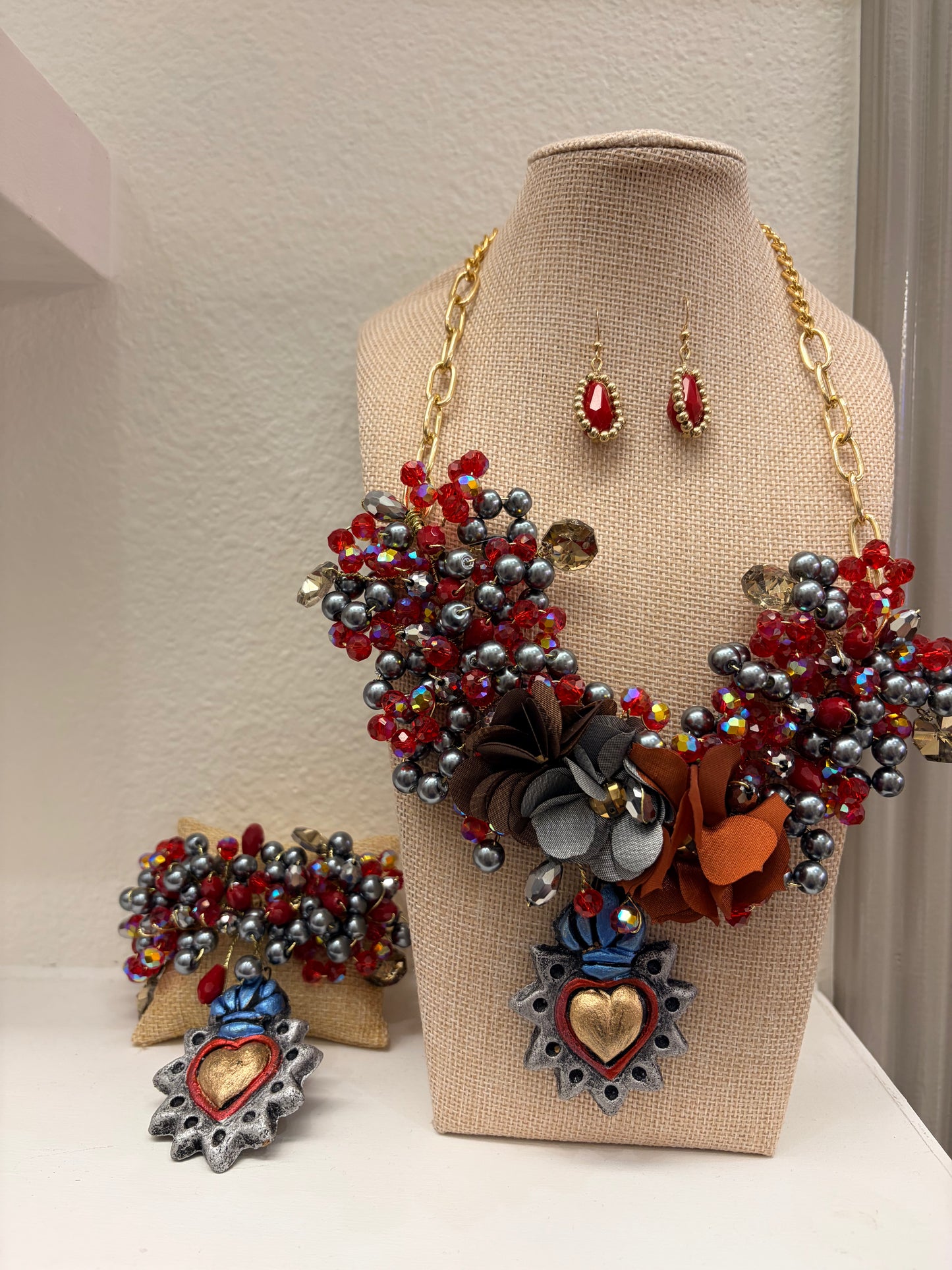 Artisan Crystals bracelet (7.5”)