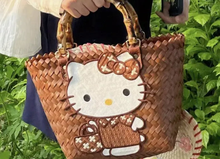 Beautiful Hello KITTY Handbag