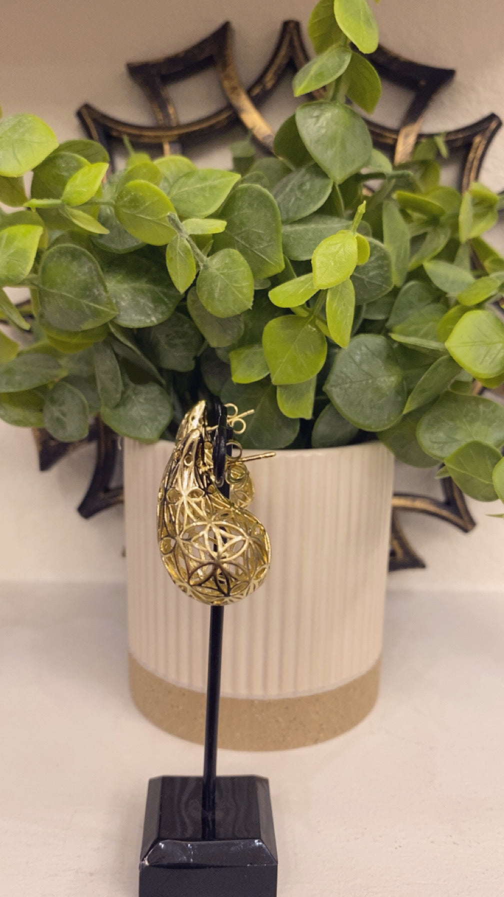 Gold laminated Droplet Earrings (14K)